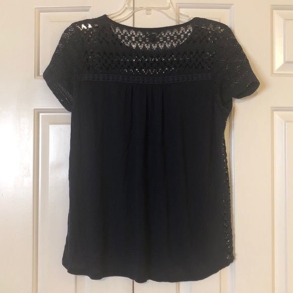 Lucky Brand navy blue crocheted short sleeve pullover crew neck top. Small. EUC - Picture 4 of 6